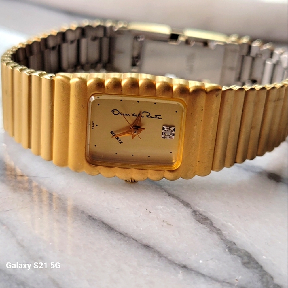 Oscar De La Renta Watch